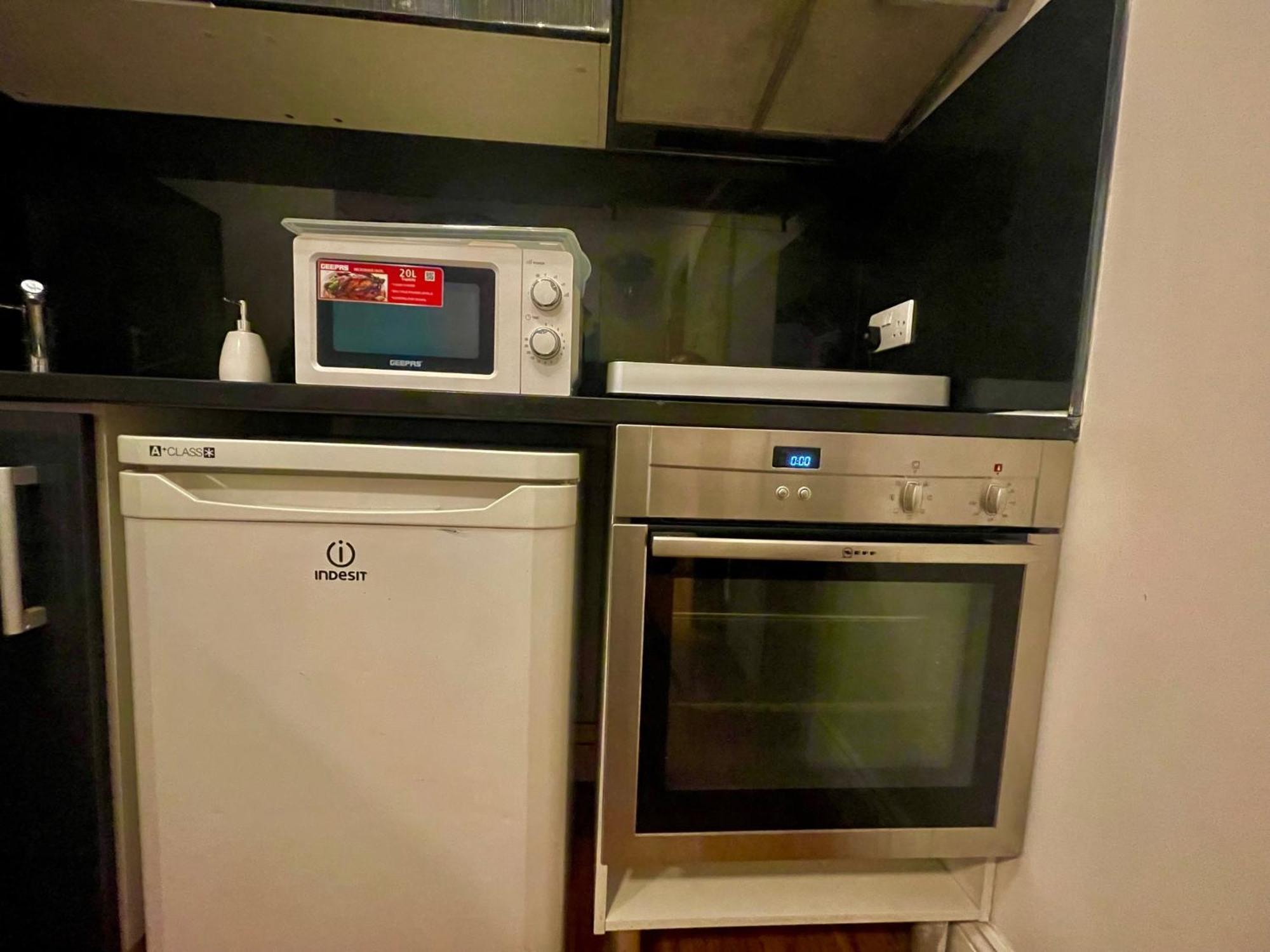 Newday Property - Golders Green Appartement Londen Buitenkant foto